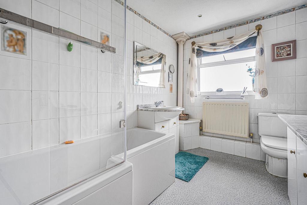 Family bathroom