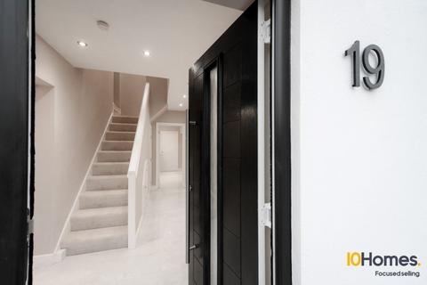 4 bedroom semi-detached house for sale, Alexander Drive, Bury