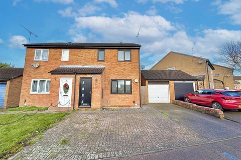 3 bedroom semi-detached house for sale, Conway Close, Houghton Regis