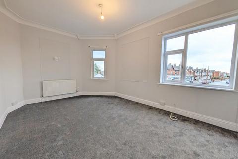 undefined, To Let - Roe Lane, Churchtown - 2 Bedroom Apartment