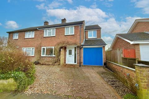 3 bedroom semi-detached house for sale, Luton Road, Caddington