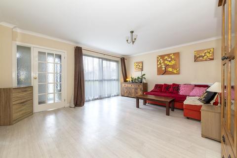 undefined, Colchester Vale, Forest Row