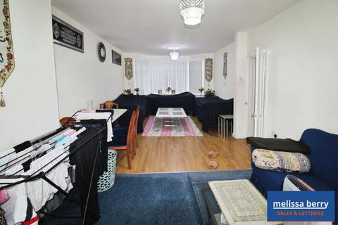 3 bedroom semi-detached house for sale, Windsor Road, Manchester M25