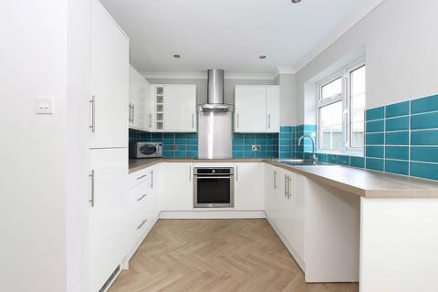 2 bedroom end of terrace house for sale, Old Farm, Pitstone