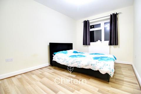 undefined, Cuffley Close, Luton. LU3