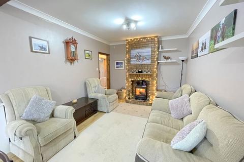 3 bedroom bungalow for sale, Chapel Road, Brightlingsea, CO7