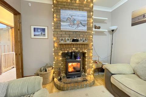 3 bedroom bungalow for sale, Chapel Road, Brightlingsea, CO7