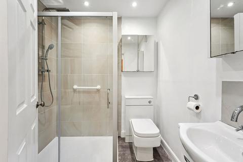 2 bedroom apartment for sale, Speer Road, Thames Ditton, KT7