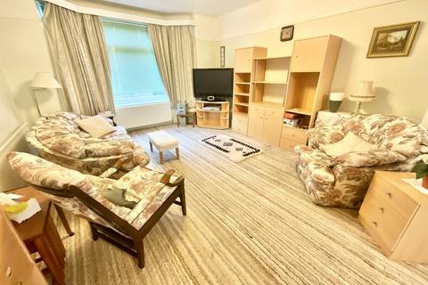 3 bedroom detached house for sale, Holmfield Avenue, Boscombe East