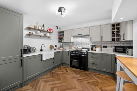 3 bedroom mews for sale, Lapthorn Mews, Auckland Road