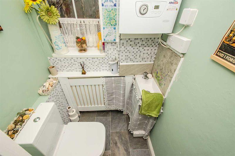 Photo 16