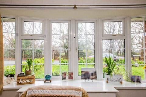 2 bedroom detached bungalow for sale, Jackman Road, Lichfield WS13