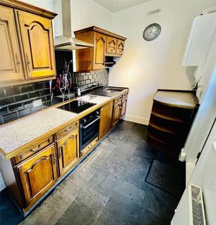 3 bedroom semi-detached house to rent, Leeds Road, Eccleshill, Bradford, BD2