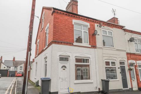 3 bedroom end of terrace house to rent, Manor Street, Hinckley