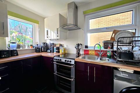 2 bedroom end of terrace house for sale, The Spinney, Brackla, CF31