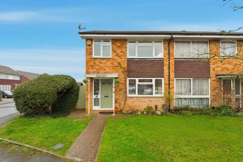 3 bedroom end of terrace house for sale, Glaisyer Way, Iver SL0