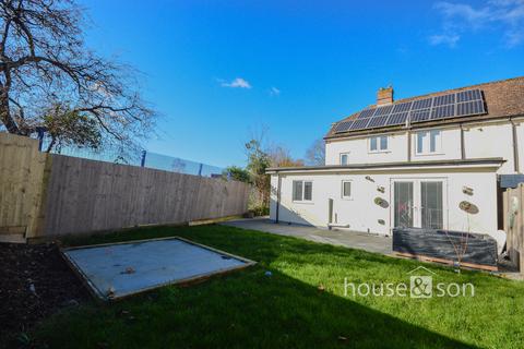 5 bedroom semi-detached house for sale, Andrews Close, Bournemouth