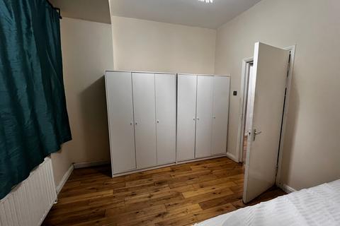 undefined, St. Johns Road, Wembley HA9