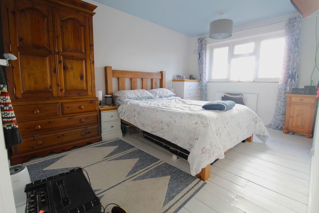 Bed 1