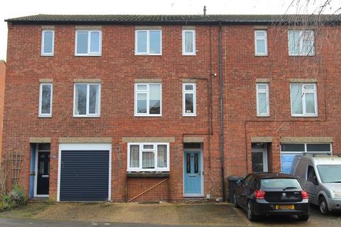 3 bedroom terraced house for sale, Winchester Road, Sandy
