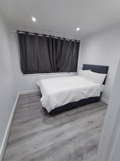 1 bedroom flat to rent, Water Meadow Lane, Salford M7