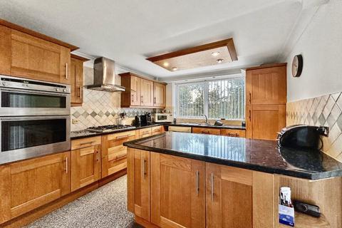 2 bedroom apartment for sale, Branksome Wood Road, Bournemouth, Dorset, BH2