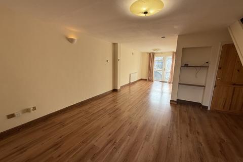 2 bedroom terraced house to rent, Pershore Road, Birmingham B5