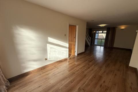 2 bedroom terraced house to rent, Pershore Road, Birmingham B5