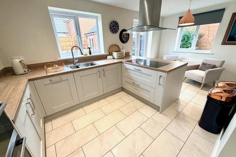 undefined, Elmwood Avenue, Essington, Wolverhampton, WV11