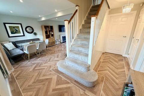 undefined, Elmwood Avenue, Essington, Wolverhampton, WV11