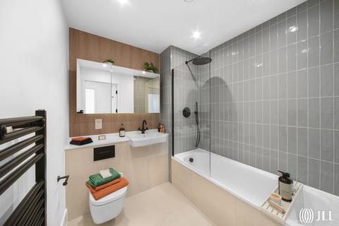 1 bedroom apartment to rent, Capital Interchange Way Brentford TW8