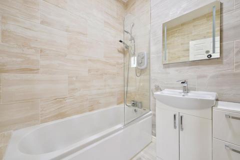 2 bedroom flat to rent, The Octagon, Brighton Marina, Brighton, BN2