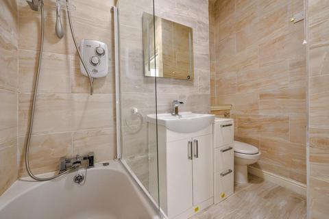 2 bedroom flat to rent, The Octagon, Brighton Marina, Brighton, BN2