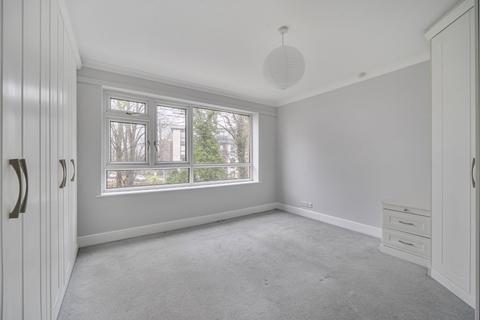2 bedroom flat for sale, Albany Gardens, Hampton Lane, Solihull, West Midlands, B91