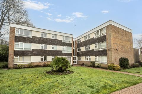 2 bedroom flat for sale, Albany Gardens, Hampton Lane, Solihull, West Midlands, B91