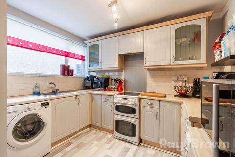 undefined, Tonyrefail, Porth CF39