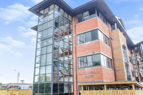 1 bedroom flat to rent, Windsor Street, Balmoral House, M5