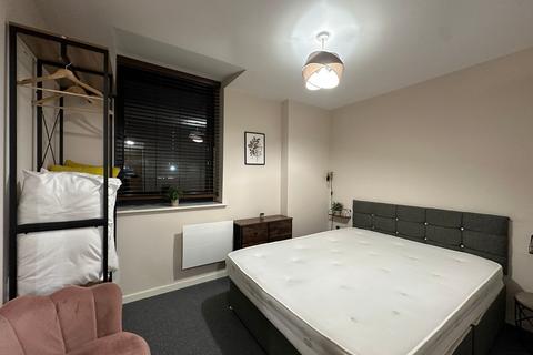 1 bedroom flat to rent, Windsor Street, Balmoral House, M5
