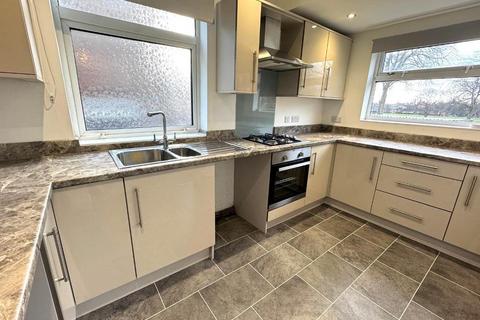 3 bedroom semi-detached house to rent, Barlock Road, Basford, Nottingham, NG6 0FG