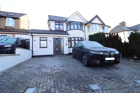 4 bedroom semi-detached house for sale, Edgware HA8