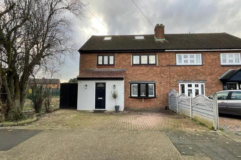 4 bedroom semi-detached house for sale, Elm Park, Hornchurch RM12