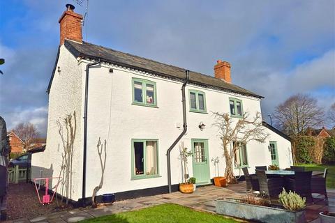 3 bedroom detached house for sale, Shobdon, Leominster, Herefordshire, HR6 9NF