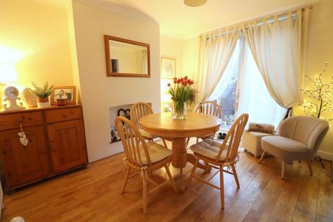 undefined, Luton LU3