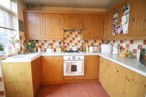undefined, Luton LU3