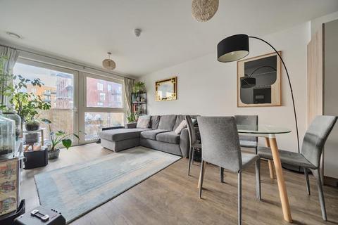 1 bedroom flat to rent, Copenhagen Court, Pell Street, Canada Water, London, SE8 5EN
