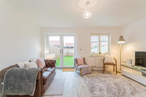 3 bedroom semi-detached house for sale, Benvarden Gardens, Warrington WA4