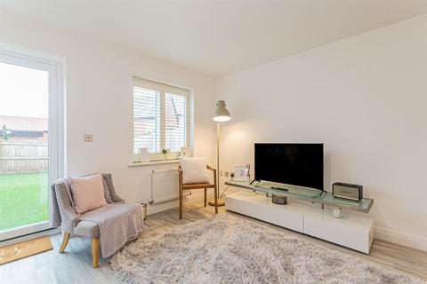 3 bedroom semi-detached house for sale, Benvarden Gardens, Warrington WA4