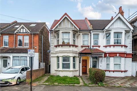 2 bedroom apartment for sale, Broughton Road, Thornton Heath, CR7