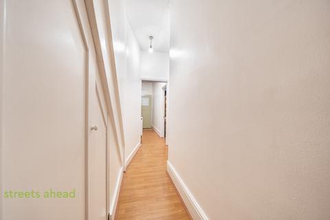 2 bedroom apartment for sale, Broughton Road, Thornton Heath, CR7