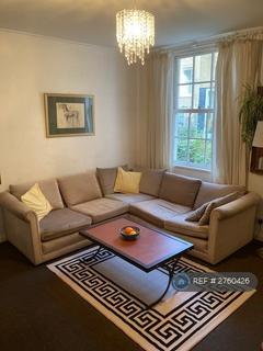 2 bedroom maisonette to rent, Hereford Road, London, W2